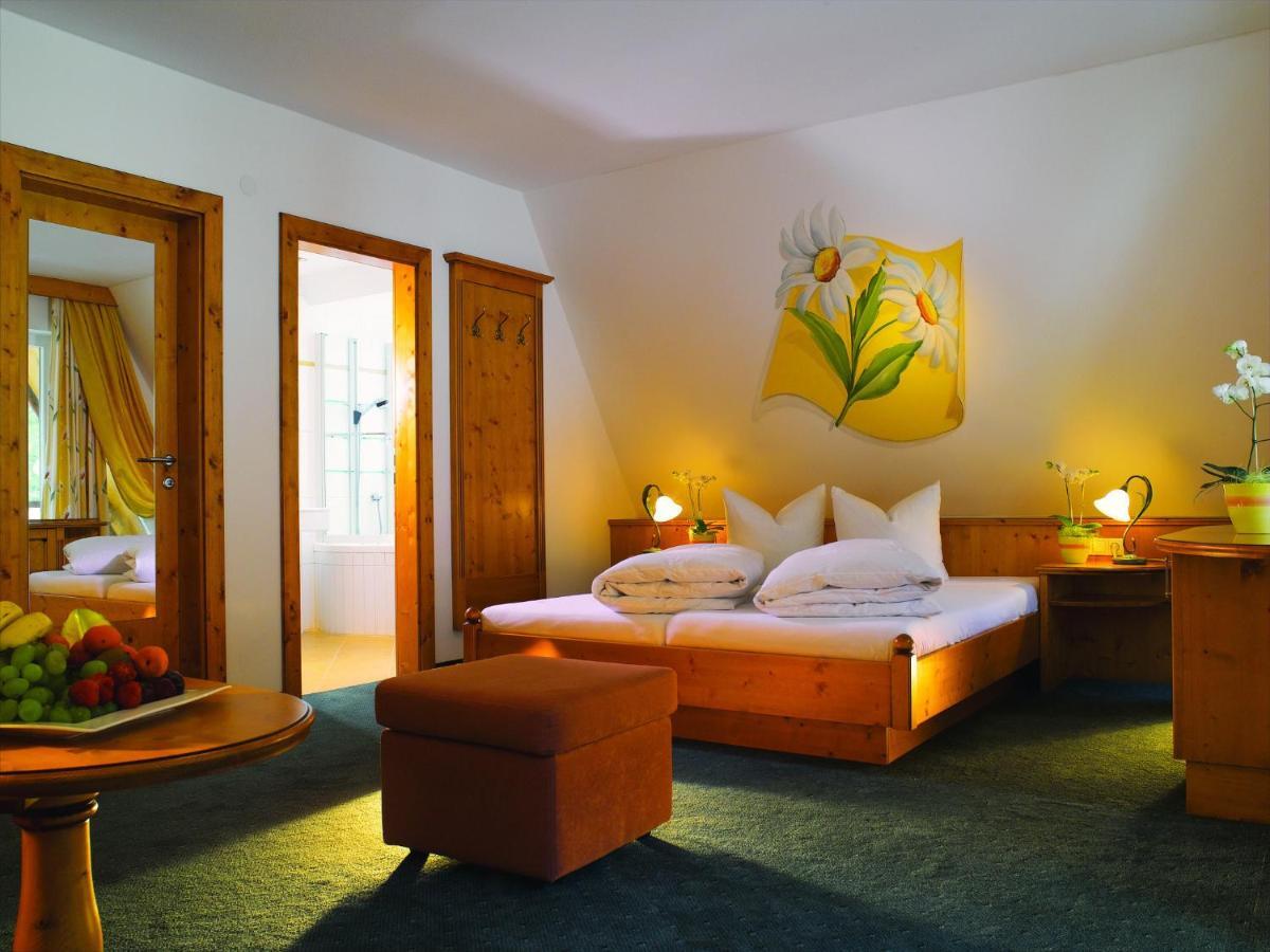 Hotel Dominic Solden Room photo